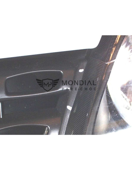 Grille Renault CLIO II - phase 2  (06/2001 au 08/2005)