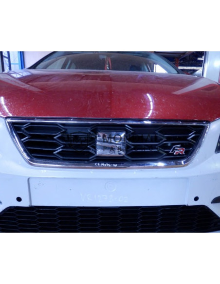Cadre Calandre Seat LEON 5F chrome - FR (01/17 - 02/20)