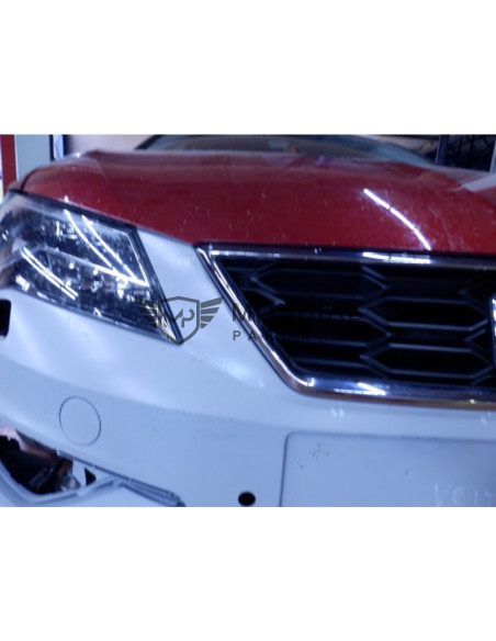Cadre Calandre Seat LEON 5F chrome - FR (01/17 - 02/20)