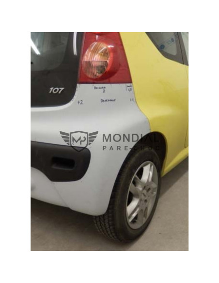Pare-chocs arrière Peugeot 107 - phase 1  (06/2005 au 12/2008)