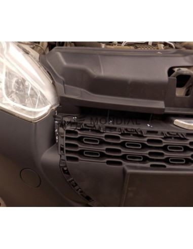 Habillage supérieur pare-choc Peugeot 208 I - phase 1  (03/2012 au 05/2015)