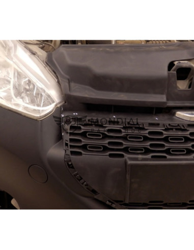Habillage supérieur pare-choc Peugeot 208 I - phase 1  (03/2012 au 05/2015)