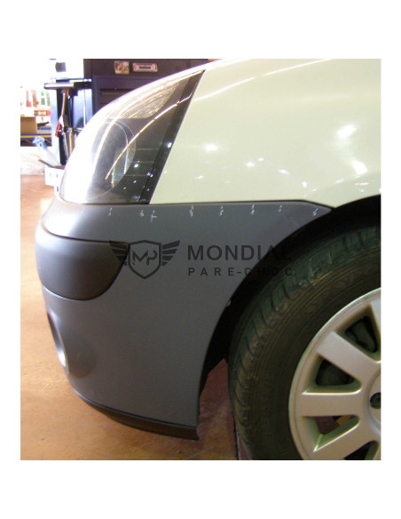 Pare-chocs avant Renault CLIO II - phase 2 Par-Ren-1322 (06/2001 au 08/2005)