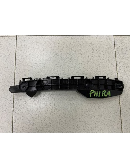 Support pare-choc arrière droit Toyota AURIS II  (E18) - phase 2  (06/2015)