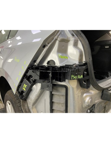 Support central pare-choc arrière gauche Volkswagen GOLF 8  (CD) - phase 1  (09/2019)